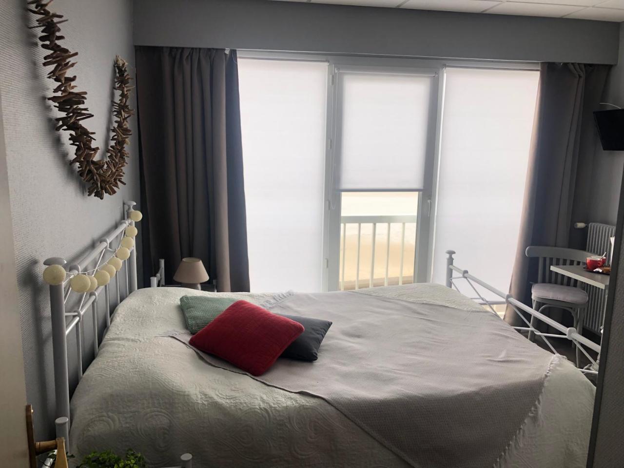 Le Monaclin Hotel Льо Портел Екстериор снимка